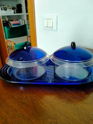 Set ciotole blu e trasparenti