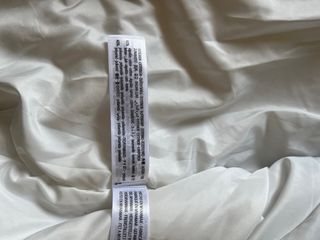 Anorak  con nylon color block. BERSHKA TALLA L.