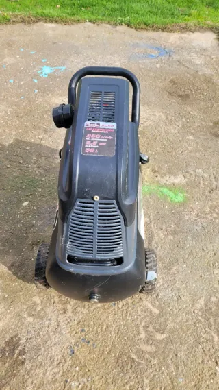 Compresor de aire Cevik Pro SL50