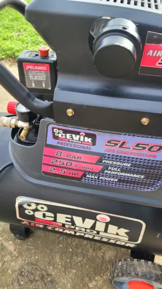 Compresor de aire Cevik Pro SL50