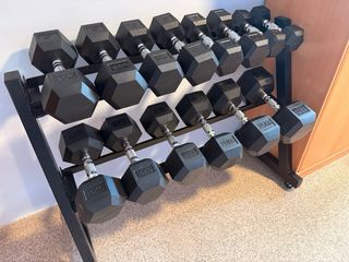 Set Mancuernas hexagonales 5-30 kg con Soporte