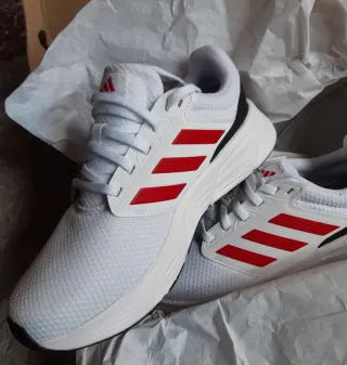 Zapatillas sneakers Adidas Galaxy 6, talla 42