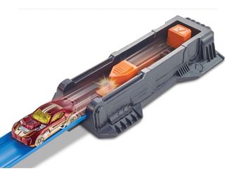 Hot Wheels Triple Looping