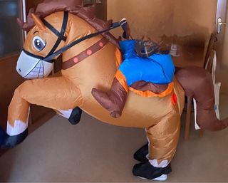 Disfraz inflable de caballo para adulto