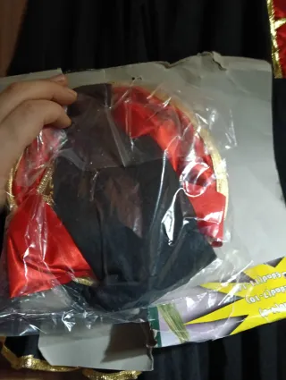 Disfraces variados y varias tallas preguntar