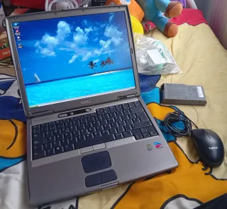 Portátil Dell Latitude D600 Plata/Negro