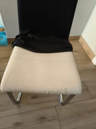 Mesa y 2 Sillas Comedor Cristal Negro/Blanco