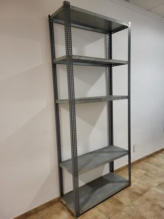 Estanterías de hierro galvanizado