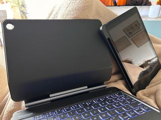 iPad 9ª Gen + Teclado Dexnor con Ratón nuevo