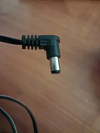 Cargador AC Adaptador 9V 500mA HON-KWANG EL
