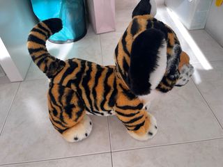 Peluche interattivo Tyler Tigre