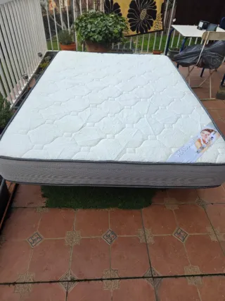 Somier de madera y metal