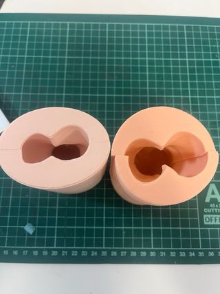 Set 2 moldes silicona cuerpo femenino Lazo Rosa