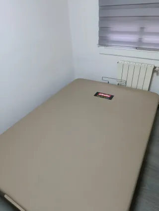 Letto a una piazza e mezza + Materasso