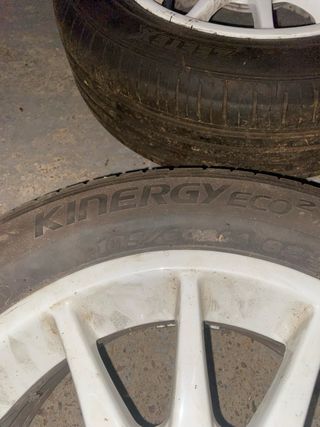 Llantas japan kosei con neumáticos nuevos
