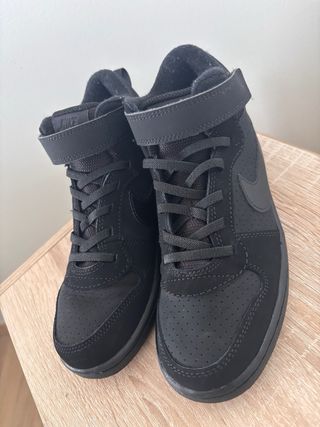 Zapatillas Nike niño negras