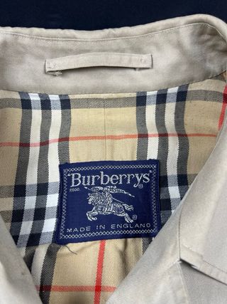 Gabardina Burberry Beige Talla M Novacheck