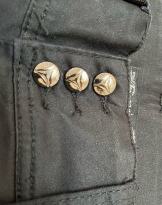 Pantalones negros con cinturón ancho