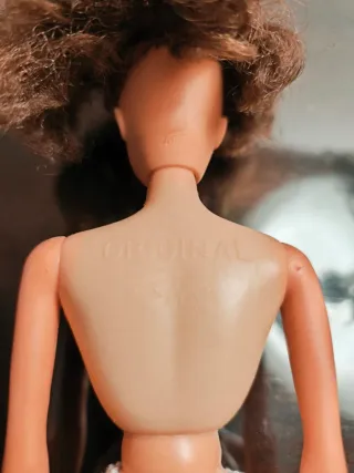 Muñeca Petra antigua, estilo Barbie