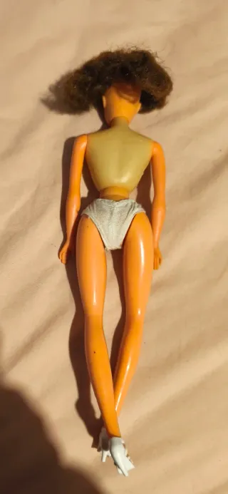 Muñeca Petra antigua, estilo Barbie