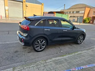 KIA Niro 2022 1.6 HEV EMOTION/LUXURY