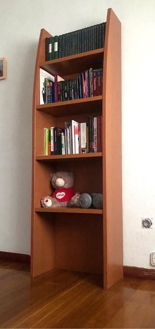 Estantería color madera