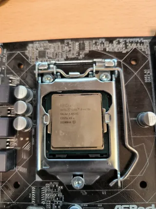 Placa Base ASRock H81M-VG4