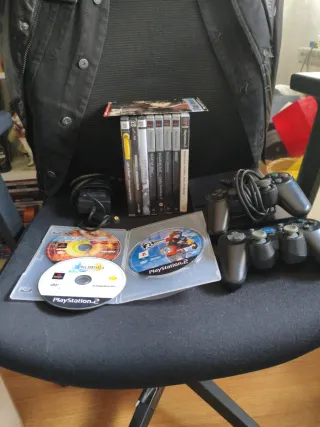 Lote PS2 Slim + Juegos y Mandos