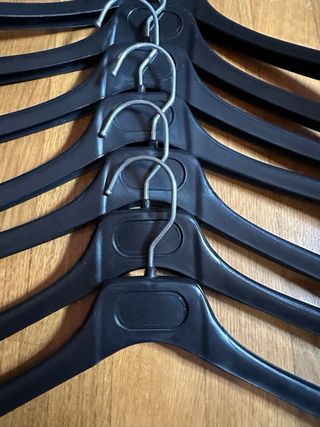 Lote 7 Perchas Negras