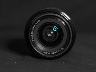 Sony SEL2870 28-70mm f/3.5-5.6