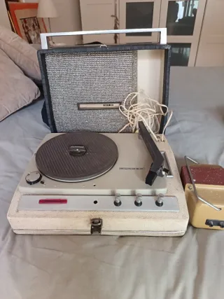 Giradischi WONDER anni '50 con trasformatore