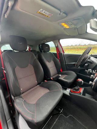 Renault Clio IV Hatchback 1.6 RS Gasolina