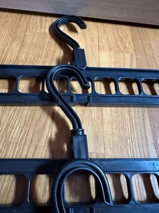 Percha organizadora de ropa