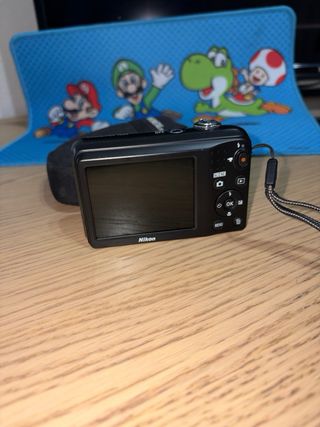 Cámara Nikon Coolpix 16.1 MP Zoom 5x