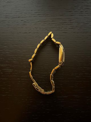 Reloj de señora dorado