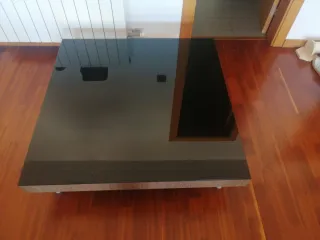 Mesa de centro moderna cristal y madera