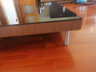 Mesa de centro moderna cristal y madera