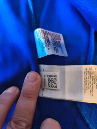 Chaqueta deportiva Adidas azul y negra Sólo envío