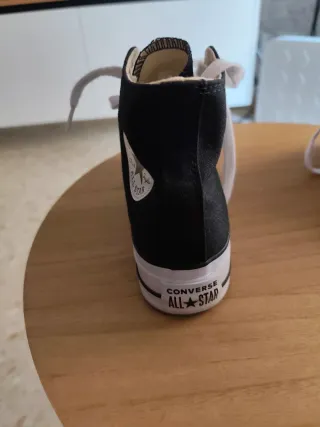 Converse negras altas