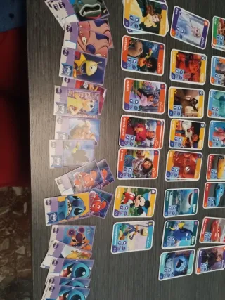 Cartas y pegatinas Disney Carrefour