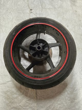 YAMAHA FZ1 (LLANTA TRASERA )