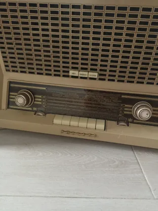 Radio Philips Antigua