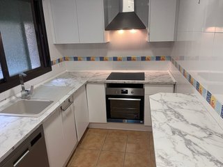 Manitas, montador muebles, cocinas, lámparas, etc