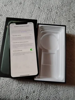iPhone 11 Pro Max 64GB Verde/Plata