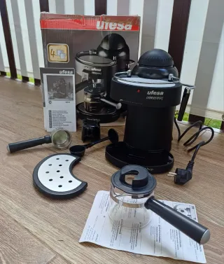 Cafetera espresso Ufesa Capricciosa