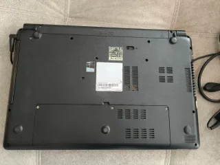 Ordenador portátil para piezas