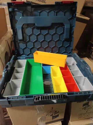 Maletín Bosch con compartimentos