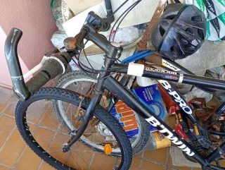 Bicicletas B-PRO y BTWIN para piezas