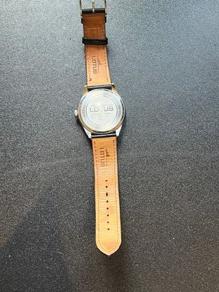 Reloj Lotus