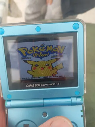 Pokémon Amarillo GB Nintendo DMG-APSS-ESP